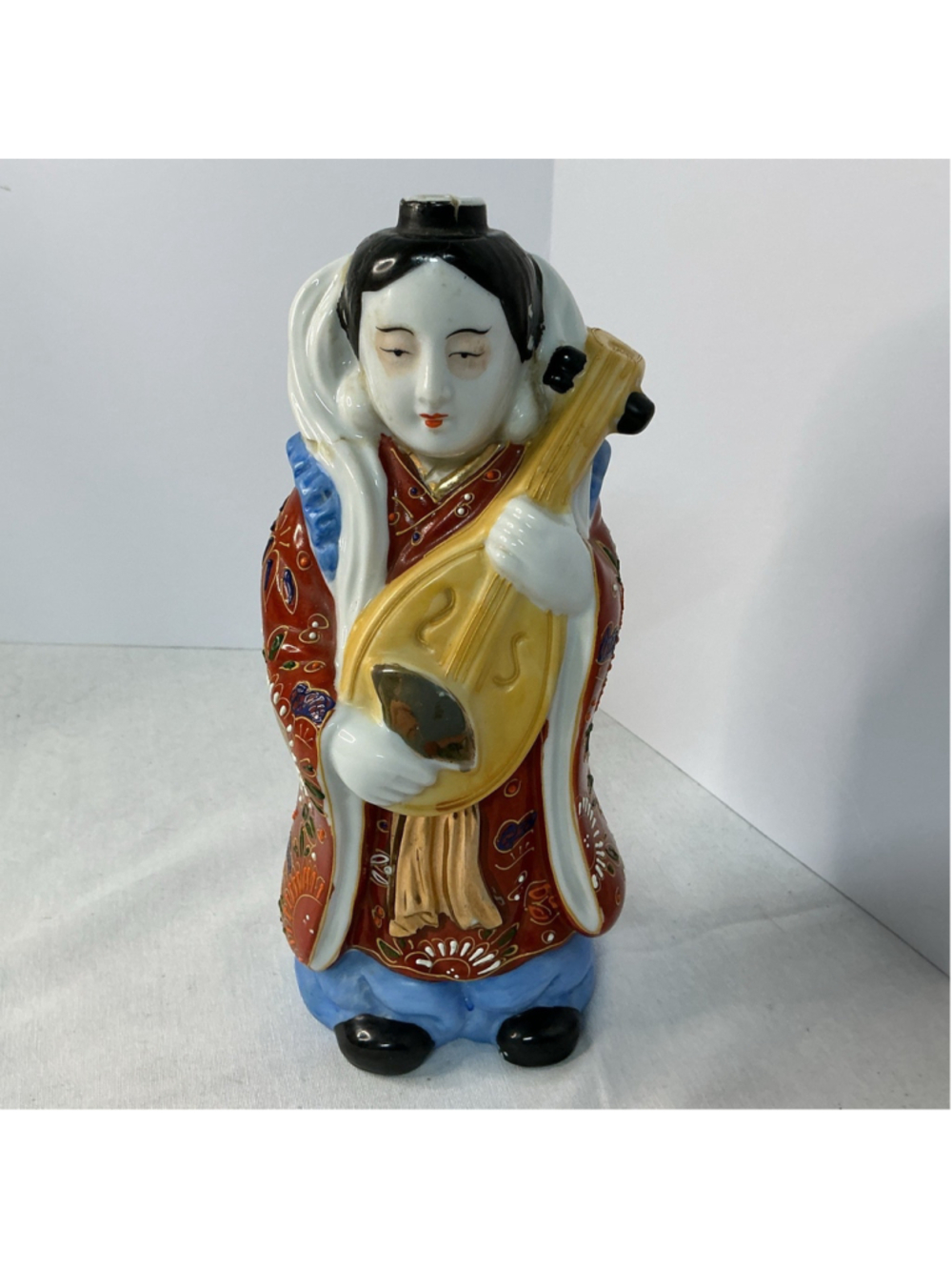 Vintage Kamotsuru Sake Japanese Porcelain figurine“ Hand painted Japan “REPAIRED